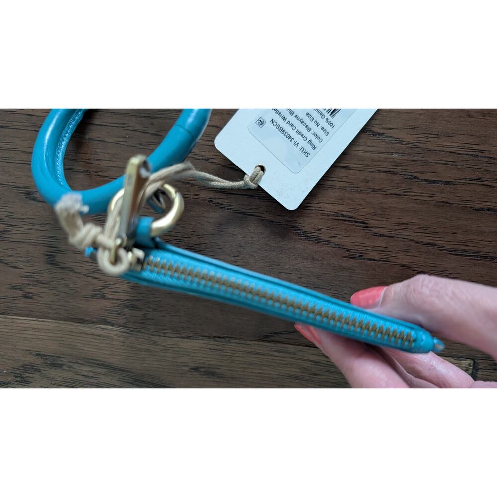 Hobo Leather Ring Credit Card Wristlet in Biscayne Blue NEW! - Picture 4 of 6